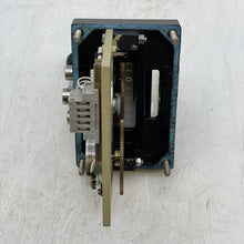 Load image into Gallery viewer, Stork-Kwant BUK-C Propulsion Control Unit, Single Lever, 2K Ohm Pot (Used)