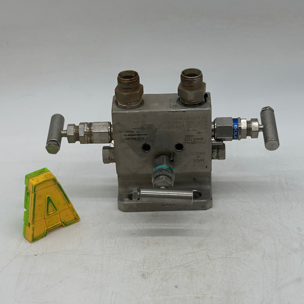 Rosemount C30403-1220-0300 0304RT32B1XSG 304 3-Valve Flange x NPT Manifold (Used)