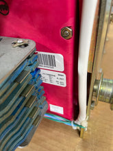 Load image into Gallery viewer, Eaton DSII-616 Circuit Breaker w/ Digitrip RMS810, 800A Plug (Used)