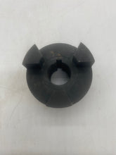 Load image into Gallery viewer, Lovejoy L095 3/4” Jaw Coupling w/ Keyway, Rubber *Lot of (5)* (Open Box)