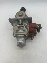 Load image into Gallery viewer, Rexroth Wabco Westinghouse P51996-1 HD-2-FM Controlair Valve (Used)