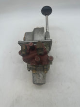 Load image into Gallery viewer, Rexroth Wabco Westinghouse P51996-1 HD-2-FM Controlair Valve (Used)
