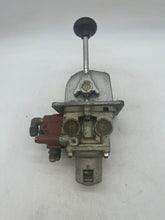 Load image into Gallery viewer, Rexroth Wabco Westinghouse P51996-1 HD-2-FM Controlair Valve (Used)