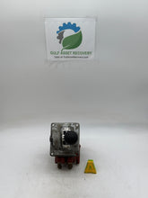Load image into Gallery viewer, Wabco American Standard Rexroth R431002823 P50970-1 HD-2-FX Controlair Valve (Used)