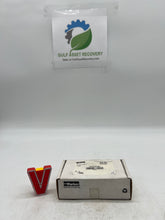 Load image into Gallery viewer, Parker 16-16 FE-SS 1" FNPT x 1" FNPT, 316SS *Box of (2)* (New)
