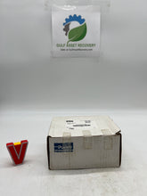Load image into Gallery viewer, Parker 16-16-16 FT-SS Female Tee, 1" FNPT x 1" FNPT x 1" FNPT, 316SS *Box of (3)* (New)