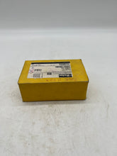 Load image into Gallery viewer, Parker CPI 8 MDF-SS Mud Dauber Fitting, 1/2"-14 MNPT, 316SS *Box of (8)* (Open Box)