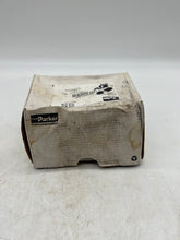 Load image into Gallery viewer, Parker 6MSC8N-316 A-LOK Male Connect, 3/8&quot; Tube x 1/2&quot; MNPT, 316SS *Box of (22)* (Open Box)