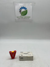 Load image into Gallery viewer, Parker 4MSC12N-316 1/4” Tube OD x 3/4” MNPT Connector, 316SS *Box of (2)* (New)