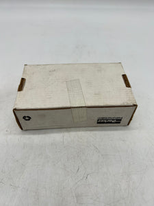 Parker 8-8 FE-SS Female Elbow, 1/2" FNPT x 1/2" FNPT, 316SS *Box of (4)* (New)