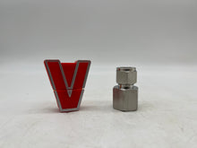 Load image into Gallery viewer, Parker 8FSC8N-316 A-LOK Female Connector, 1/2" Tube OD x 1/2" FNPT, *Box of (18)* (Open Box)