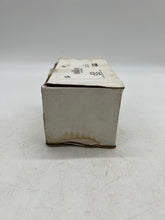 Load image into Gallery viewer, Parker 8FSC16N-316 A-LOK Female Connector 1/2" Tube x 1" FNPT *Box of (5)* (New)