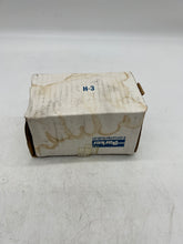 Load image into Gallery viewer, Parker 8FSC16N-316 A-LOK Female Connector 1/2" Tube x 1" FNPT *Box of (5)* (New)