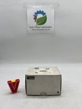 Load image into Gallery viewer, Parker 6MSEL8N-316 A-LOK Male Elbow, 3/8" Tube x 1/2" MNPT, *Box of (15)* (New)