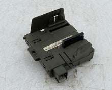 Load image into Gallery viewer, Siemens 6ES7654-7HY00-0XA0 Simatic S7 Bus Module For Y Coupler (Used)