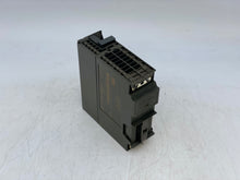 Load image into Gallery viewer, Siemens 6ES7332-5HD01-0AB0 Analog Output Module (Used)
