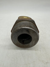 Load image into Gallery viewer, USG US Gauge 200 PSI Pressure Gauge Mounted On 2&quot; MNPT Bushing (Used)