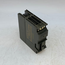 Load image into Gallery viewer, Siemens 6ES7322-1HF10-0AA0 Digital Output Module (Used)
