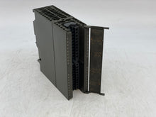 Load image into Gallery viewer, Siemens 6ES7322-1HF10-0AA0 Digital Output Module (Used)