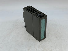 Load image into Gallery viewer, Siemens 6ES7322-1HF10-0AA0 Digital Output Module (Used)
