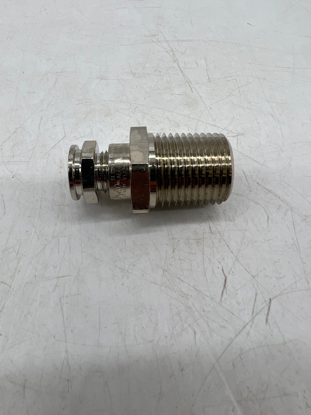 Eaton Capri ADE1N0501NPN Nickel Plated Brass Cable Gland, 1/2