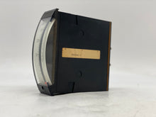 Load image into Gallery viewer, Foxboro 65PV-VG Style B Indicator 0-10VDC Input 0-38.7K Gallons (Used)