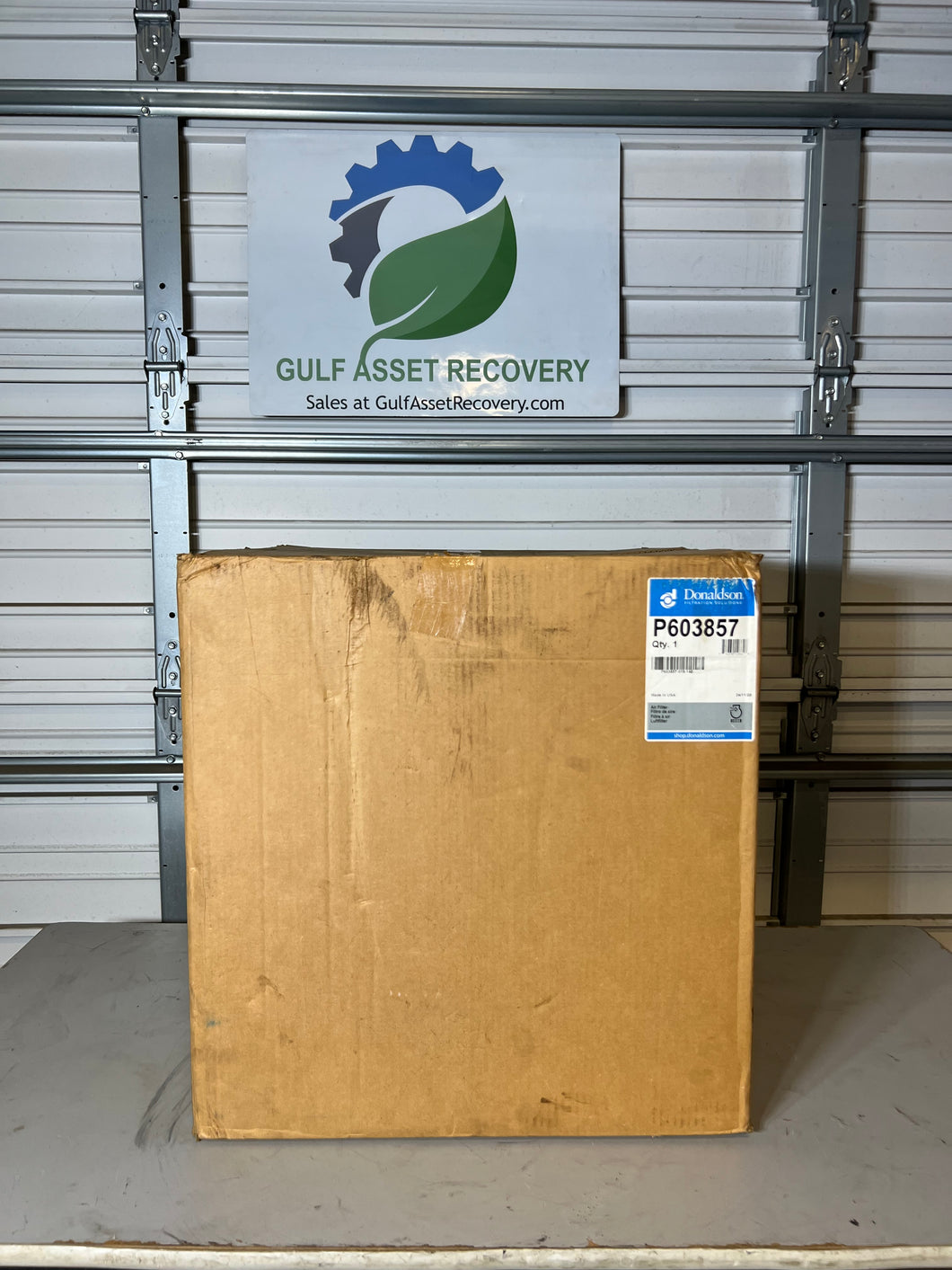 Donaldson P603857 Primary Air Filter (New)