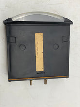 Load image into Gallery viewer, Foxboro 65PV-VG Style B Indicator 0-10VDC Input 0-58K Gallons (Used)