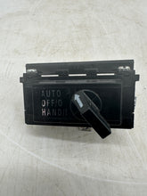 Load image into Gallery viewer, Square D 9999SC2 Hand-Off-Auto Selector Switch Kit (New)