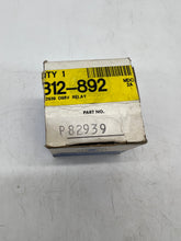 Load image into Gallery viewer, Tecumseh P82939 Current Relay *Lot of (3)* (New)