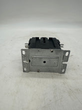 Load image into Gallery viewer, International Refrigeration Products DP34024F 3P-40A-24V Definite Purpose Contactor (New)