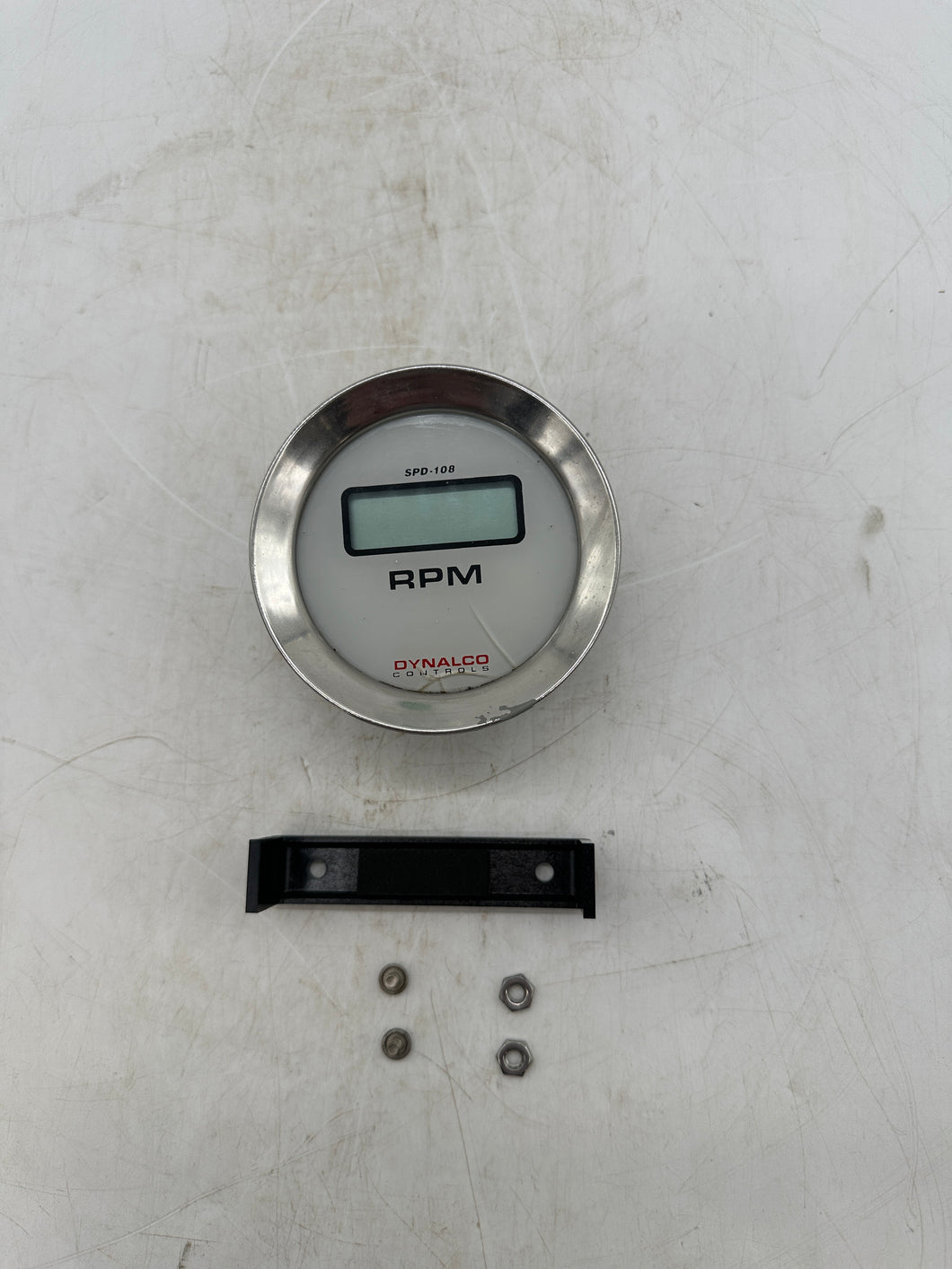 Dynalco SPD-108-10000 / SPD-108 Digital Tachometer (Used-Small Crack)