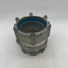 Load image into Gallery viewer, Thomas &amp; Betts 5240 4&quot; Iron LiquidTight Conduit Connector, Straight (No Box)