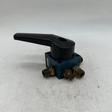 Load image into Gallery viewer, Rexroth 5631310100 Pneumatic Directional Control Valve (Used)