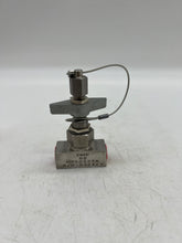 Load image into Gallery viewer, DMP MPL2525A Manual Needle Valve, SS, 6000psi, 1/4&quot; FNPT (No Box)