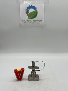 DMP MPL2525A Manual Needle Valve, SS, 6000psi, 1/4" FNPT (No Box)