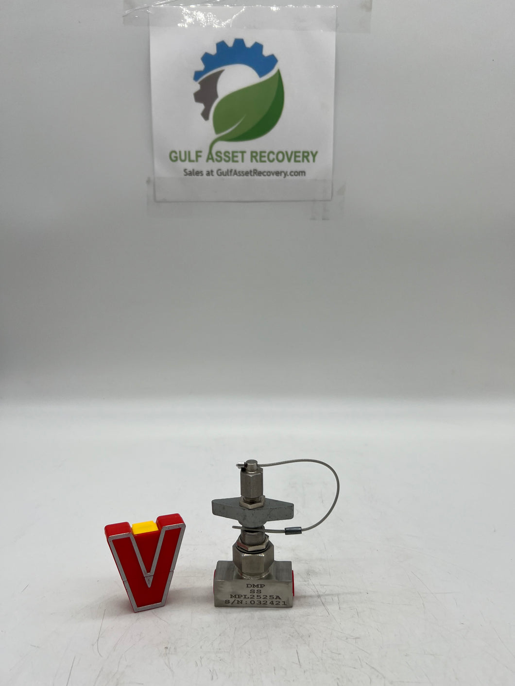 DMP MPL2525A Manual Needle Valve, SS, 6000psi, 1/4