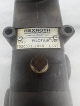 Load image into Gallery viewer, Rexroth R431008007 PD20131-7098 Pilotair Control Valve w/ Solenoid Operator (Used)