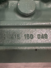 Load image into Gallery viewer, Bosch 0401840104 Automotive Diesel Injection Pump Assembly, Daimler/Mercedes (Reman)