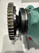 Load image into Gallery viewer, Bosch 0401840104 Automotive Diesel Injection Pump Assembly, Daimler/Mercedes (Reman)