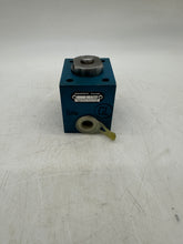 Load image into Gallery viewer, Rexroth 3630630010 3/2-Way Directional Control Valve (No Box)