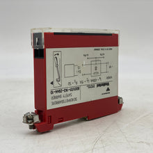 Load image into Gallery viewer, Stahl 9001/01-143-2944-10 Safety Barrier, 12V (Used)