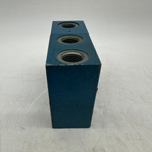 Load image into Gallery viewer, Rexroth Mecman 3710200000/002 Pneumatic Valve (Used)