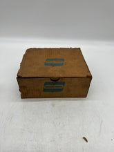 Load image into Gallery viewer, Crouse-Hinds LR49 Conduit Outlet Body w/ Cover 1-1/4&quot; *Box of (2)* (Open Box)