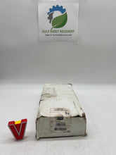Load image into Gallery viewer, Penn P74BA-1C Differential Pressure Control (Open Box)
