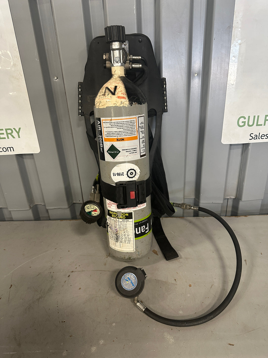 Fangzhan RHZK6/30 6L SCBA Tank w/ Harness, Pressure Gauge (Used)