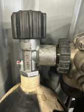 Load image into Gallery viewer, Fangzhan RHZK6/30 6L SCBA Tank w/ Harness, Pressure Gauge (Used)