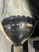 Load image into Gallery viewer, Fangzhan RHZK6/30 6L SCBA Tank w/ Harness, Pressure Gauge (Used)