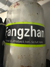 Load image into Gallery viewer, Fangzhan RHZK6/30 6L SCBA Tank w/ Harness, Pressure Gauge (Used)