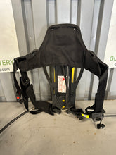 Load image into Gallery viewer, Fangzhan RHZK6/30 6L SCBA Tank w/ Harness, Gauge, Mask, Carrying Case (Used)